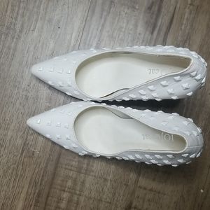 White detailed pumps in eur 40
